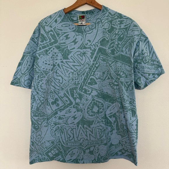 Fruit of the Loom Other - Vintage Chip In Island Resort Casino T-Shirt Gambling Poker Cards Slots AOP Tee